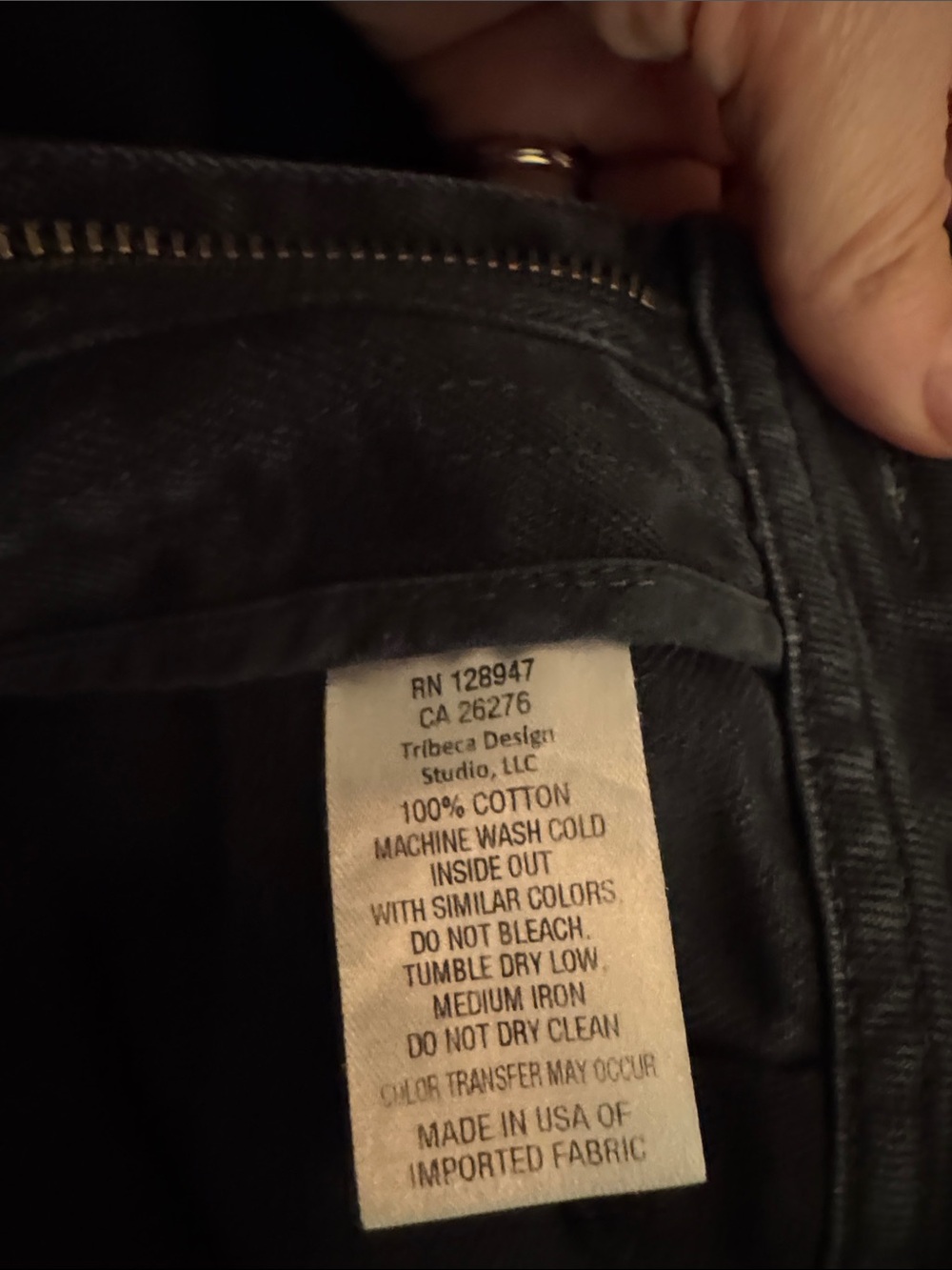 Megan Pant - Carbon - Picture 5 of 6